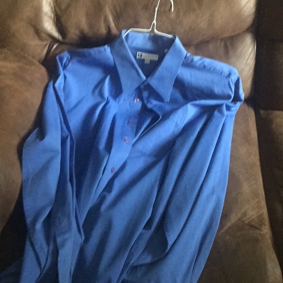 Men’s button down - Picture 4 of 5